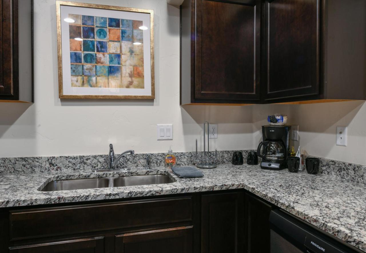 Moab Redcliff Condos Dean Re Exterior photo
