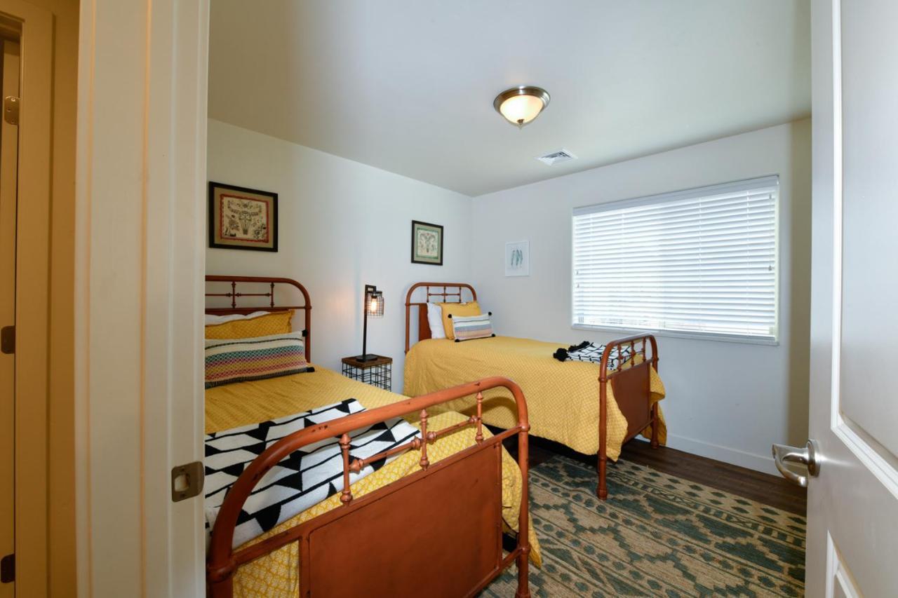 Moab Redcliff Condos Dean Re Exterior photo